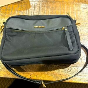 TravelOn Over shoulder bag with Detachable Charm